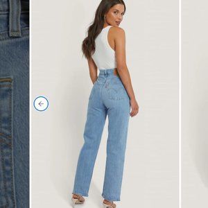 Levi’s Ribcage Ankle Straight in Tango Gossip (24x27)